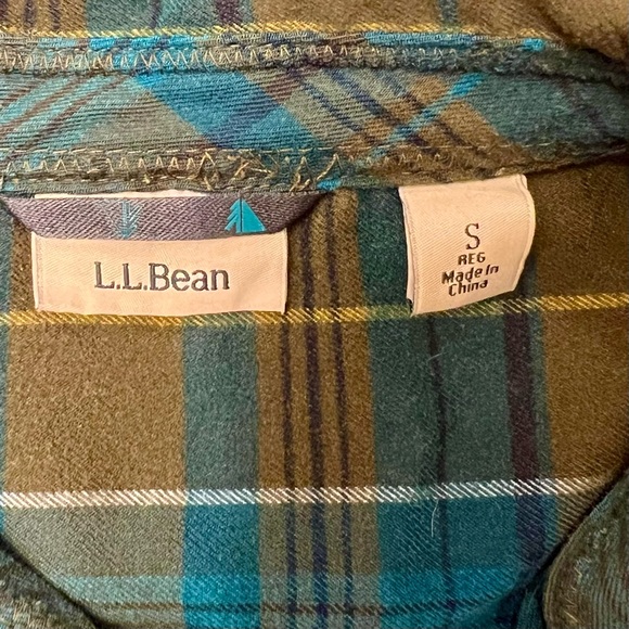 LLBean Whisper Lodge Flannel Shirt - small - Picture 3 of 6